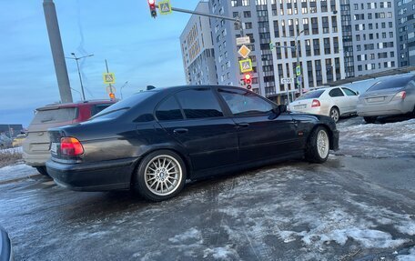 BMW 5 серия, 2001 год, 800 000 рублей, 3 фотография