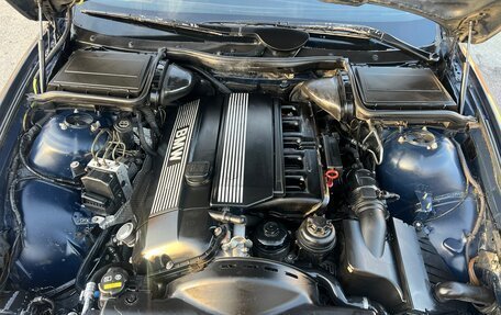 BMW 5 серия, 2001 год, 800 000 рублей, 17 фотография