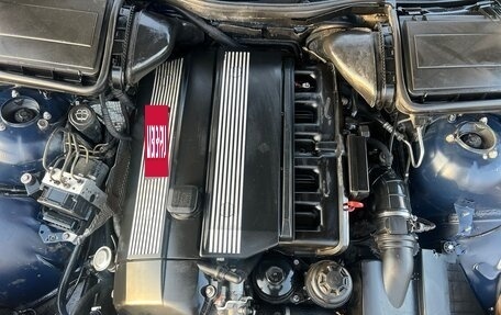 BMW 5 серия, 2001 год, 800 000 рублей, 16 фотография