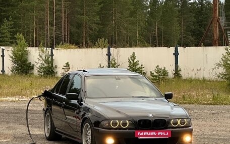 BMW 5 серия, 2001 год, 800 000 рублей, 21 фотография
