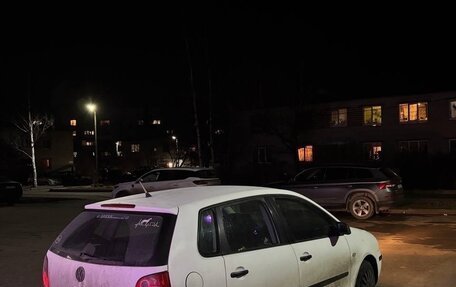 Volkswagen Polo IV рестайлинг, 2002 год, 255 000 рублей, 3 фотография