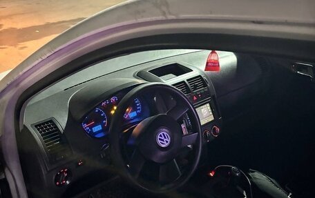 Volkswagen Polo IV рестайлинг, 2002 год, 255 000 рублей, 4 фотография