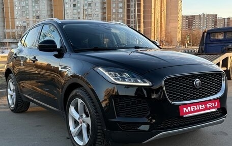 Jaguar E-Pace, 2018 год, 2 850 000 рублей, 3 фотография