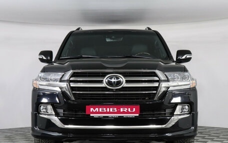 Toyota Land Cruiser 200, 2020 год, 8 200 000 рублей, 2 фотография