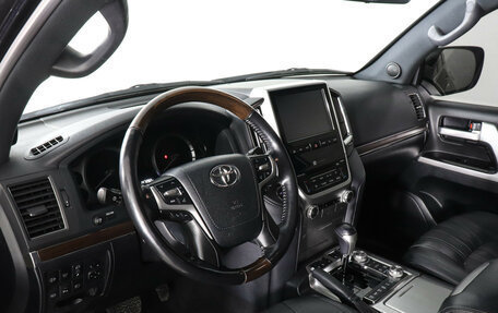 Toyota Land Cruiser 200, 2020 год, 8 200 000 рублей, 9 фотография