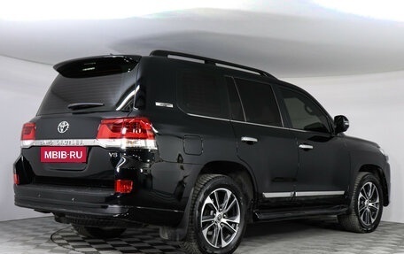 Toyota Land Cruiser 200, 2020 год, 8 200 000 рублей, 5 фотография