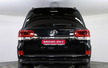 Toyota Land Cruiser 200, 2020 год, 8 200 000 рублей, 6 фотография