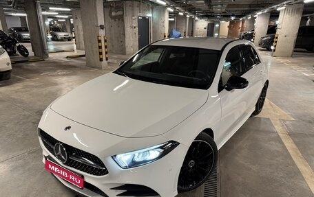 Mercedes-Benz A-Класс, 2018 год, 2 800 000 рублей, 1 фотография
