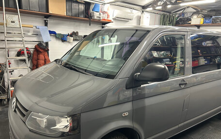 Volkswagen Caravelle T5, 2013 год, 1 550 000 рублей, 11 фотография
