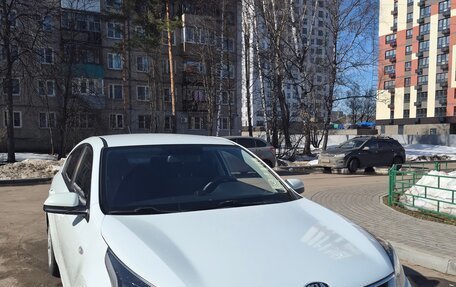 KIA Rio IV, 2018 год, 1 060 000 рублей, 10 фотография