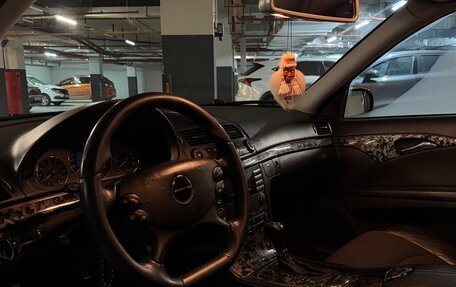 Mercedes-Benz E-Класс, 2002 год, 1 300 000 рублей, 6 фотография