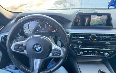 BMW 5 серия, 2018 год, 2 999 900 рублей, 8 фотография