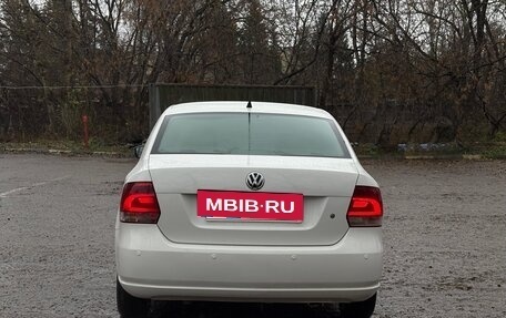 Volkswagen Polo VI (EU Market), 2011 год, 670 000 рублей, 2 фотография