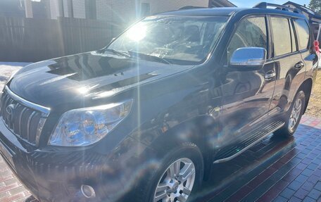 Toyota Land Cruiser Prado 150 рестайлинг 2, 2011 год, 2 700 000 рублей, 3 фотография