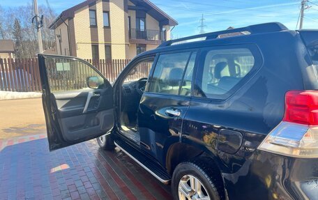 Toyota Land Cruiser Prado 150 рестайлинг 2, 2011 год, 2 700 000 рублей, 5 фотография