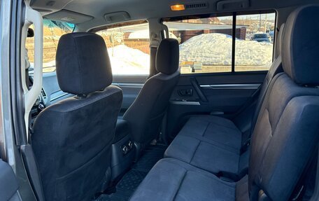 Mitsubishi Pajero IV, 2015 год, 2 500 000 рублей, 10 фотография