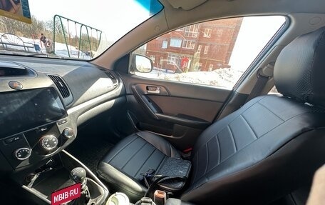 KIA Cerato III, 2010 год, 670 000 рублей, 11 фотография