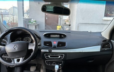 Renault Megane III, 2011 год, 600 000 рублей, 5 фотография