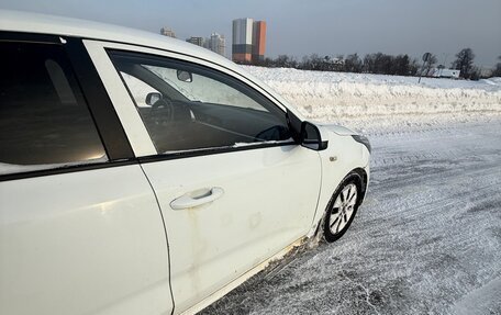 KIA Rio IV, 2021 год, 990 999 рублей, 11 фотография