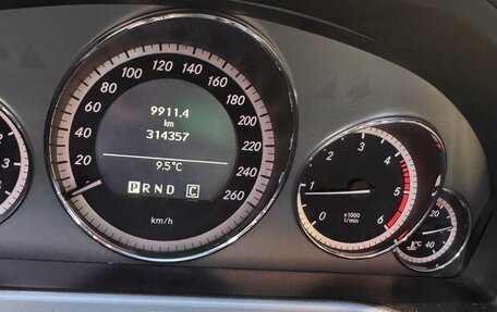 Mercedes-Benz E-Класс, 2009 год, 1 500 000 рублей, 15 фотография