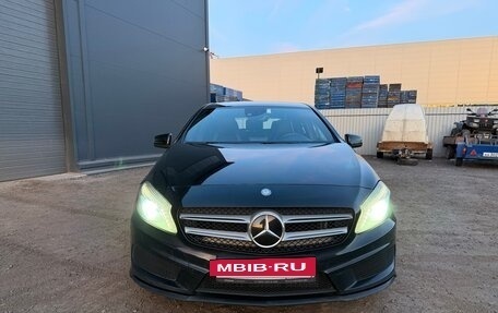 Mercedes-Benz A-Класс, 2015 год, 1 850 000 рублей, 4 фотография