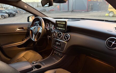 Mercedes-Benz A-Класс, 2015 год, 1 850 000 рублей, 7 фотография