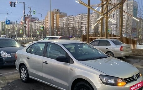 Volkswagen Polo VI (EU Market), 2011 год, 600 000 рублей, 4 фотография