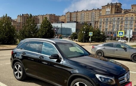 Mercedes-Benz GLC, 2017 год, 3 200 000 рублей, 2 фотография