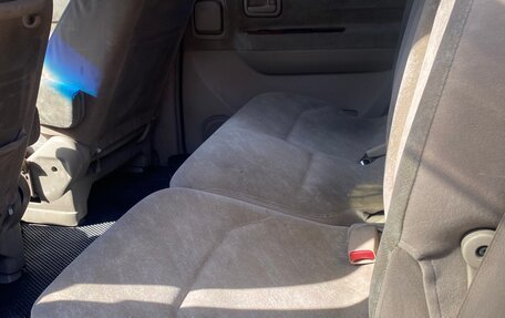 Nissan Presage I, 2002 год, 450 000 рублей, 13 фотография