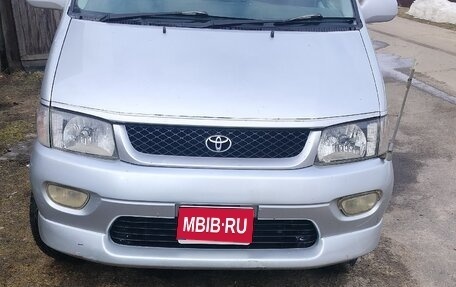 Toyota Regius, 1999 год, 750 000 рублей, 1 фотография