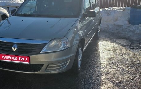 Renault Logan I, 2012 год, 369 000 рублей, 2 фотография