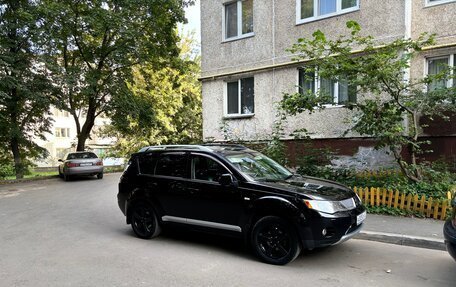 Mitsubishi Outlander III рестайлинг 3, 2008 год, 1 200 000 рублей, 2 фотография