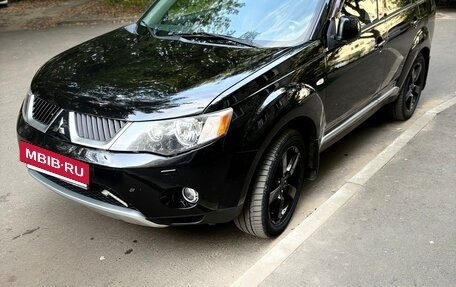 Mitsubishi Outlander III рестайлинг 3, 2008 год, 1 200 000 рублей, 4 фотография