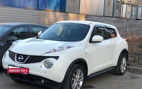 Nissan Juke II, 2011 год, 937 000 рублей, 2 фотография