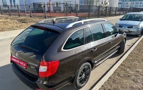 Skoda Superb III рестайлинг, 2013 год, 1 350 000 рублей, 4 фотография