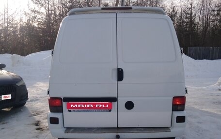 Volkswagen Transporter T4, 2003 год, 900 000 рублей, 2 фотография