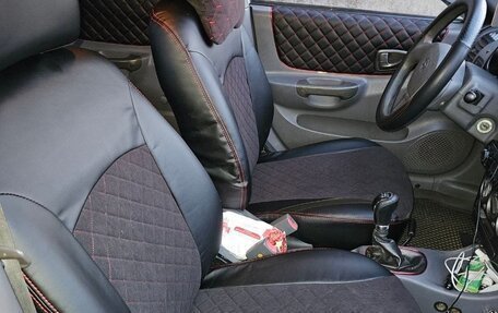 Hyundai Accent II, 2004 год, 380 000 рублей, 9 фотография