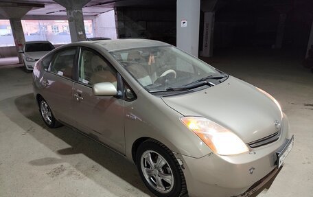 Toyota Prius, 2007 год, 600 000 рублей, 5 фотография