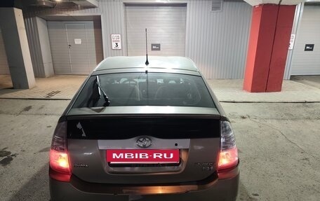 Toyota Prius, 2007 год, 600 000 рублей, 9 фотография