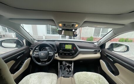 Toyota Highlander, 2021 год, 6 650 000 рублей, 6 фотография