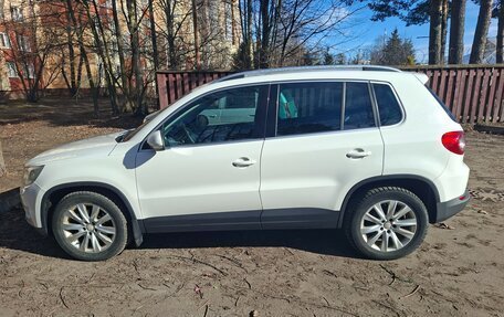 Volkswagen Tiguan I, 2010 год, 850 000 рублей, 3 фотография