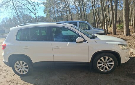 Volkswagen Tiguan I, 2010 год, 850 000 рублей, 6 фотография
