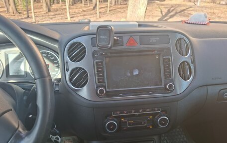 Volkswagen Tiguan I, 2010 год, 850 000 рублей, 10 фотография