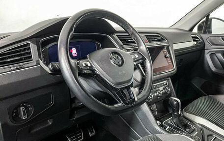 Volkswagen Tiguan II, 2019 год, 2 697 000 рублей, 13 фотография