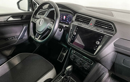 Volkswagen Tiguan II, 2019 год, 2 697 000 рублей, 9 фотография