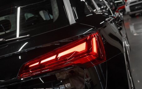 Audi Q5, 2025 год, 5 800 000 рублей, 28 фотография