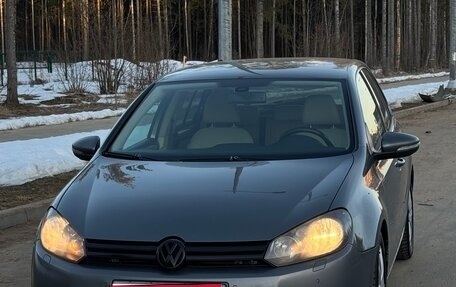 Volkswagen Golf VI, 2009 год, 590 000 рублей, 1 фотография