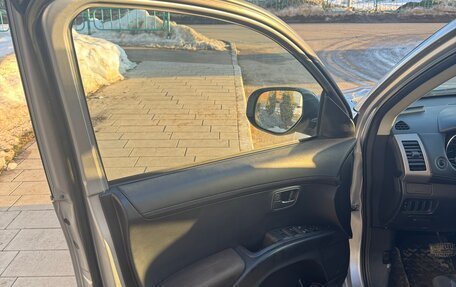 Mitsubishi Outlander III рестайлинг 3, 2010 год, 1 590 000 рублей, 19 фотография