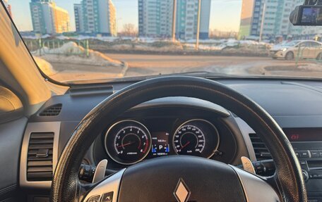 Mitsubishi Outlander III рестайлинг 3, 2010 год, 1 590 000 рублей, 26 фотография