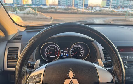 Mitsubishi Outlander III рестайлинг 3, 2010 год, 1 590 000 рублей, 31 фотография